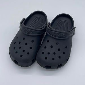 Crocs size J2